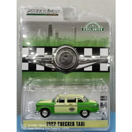 Greenlight 1/64 1982 Checker TAXI Motors A11 Collect die-cast car models toys vehicles