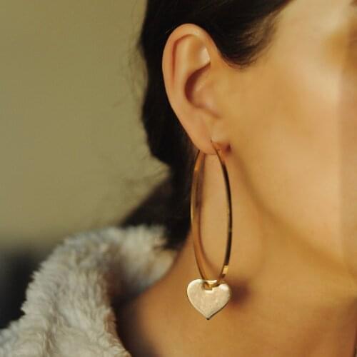 GULCE DERELI, HEART CHARM EARRINGS, HOOP EARRINGS, CHARM EARRINGS, GIFT BOX, GOLD/SILVER PLATED