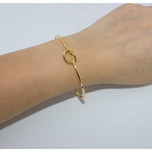 Gold Plated Knot Pattern Handcuffs Bracelet