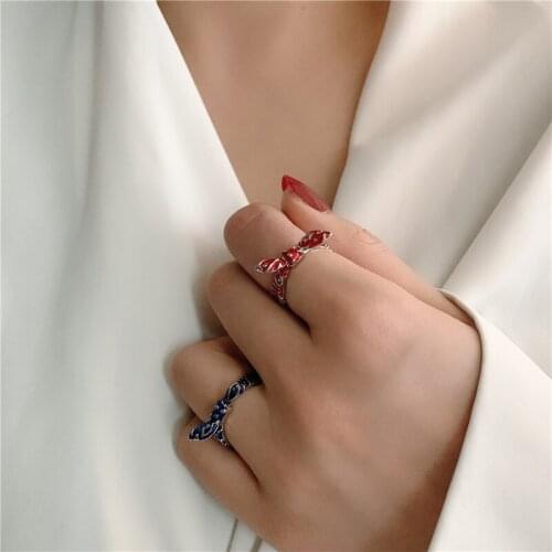 Origin Summer Unique Design Tie Blue Red Bowknot Ring for Women Exquisite Spray Metal Graffiti Index Finger Ring Holiday Jewelry