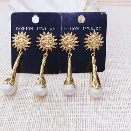 New Trendy Sun Stud Drop Pearl Earring Natural Pearl Korean Fashion Geometric Dangle of Earring For Woman Gift 3pairs 24k Plated