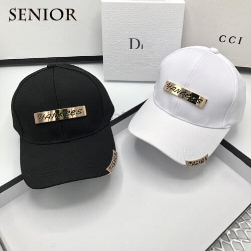 Autumn Korean Version New Metal Decoration Couple Hat Street Fashion Brand Design High-quality Snapback Hip-hop Men Baseball Hat