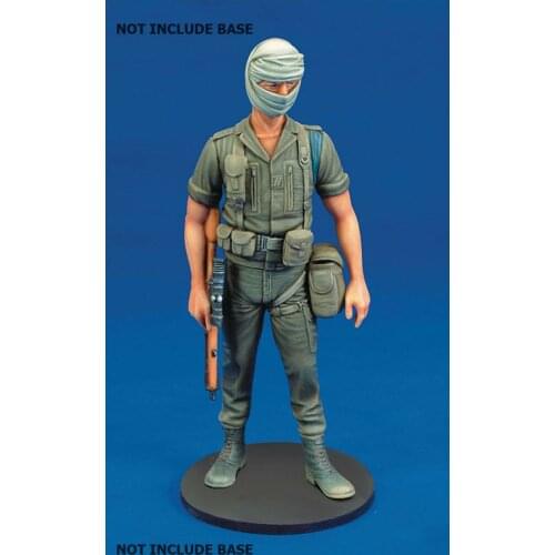 1/16 ancient man stand (WITHOUT BASE ) Resin figure Model kits Miniature gk Unassembly Unpainted