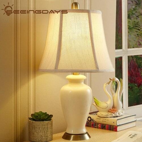 SeeingDays American Style Ceramic Table Lamp for Bedroom Bedside Lamp Modern Simple European Style Bedside Lamp Living Room