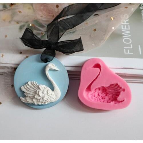 Cake Silicone Mold Aroma Gypsum Plaster Mould For Car Decoration Swan Aroma Plaster Mold Car Pendant Mold