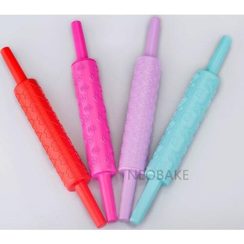 Small Rolling Pin Flower Heart Butterfly Spiral Patterns Baking Tools Fondant Cake Embossing Roller Decorating Rolling Pin