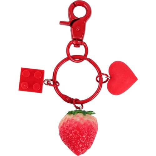 2019 New Cute Strawberry Keychain Car Blocks Love Key ring Bag Apple Airpods Charms Accessories Pendant Gifts DIY Key chain