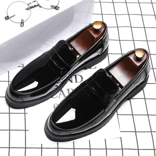 New Luxury Men Shoes Wedding Loafers Black Quality Patent PU Leather Wedding Business Slip On Dress Shoes Mens Casual Shoe
