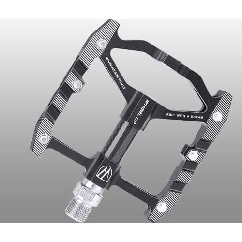 Ultralight bicycle pedal sealed bearing CNC aluminum alloy pedal mountain bike road bike carbon brazing tube anti-skid pedal