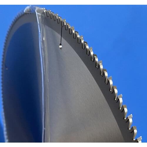 Free shipping of super quality 300*2.0*30*140Z thin kerf Large angle super sharp teeth shape TCT saw blade for bamboo cutting