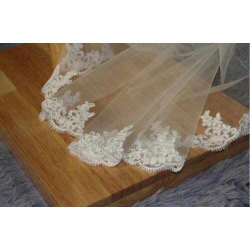 1 Layer Bridal Veil Lace Veil Wedding Veil Wedding Accessories in White ,Ivory