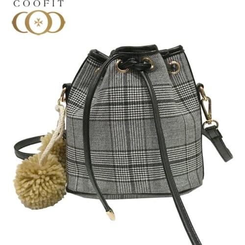 Coofit Plaid Bucket Bag Women Retro Woolen Cloth Drawstring Shoulder Bag With Hair Ball Decor Small Girls Crossbody Bags bolsos