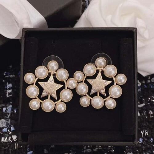 Hollow soft cute retro geometric heart pearl earrings simple ear jewelry female gift wholesale