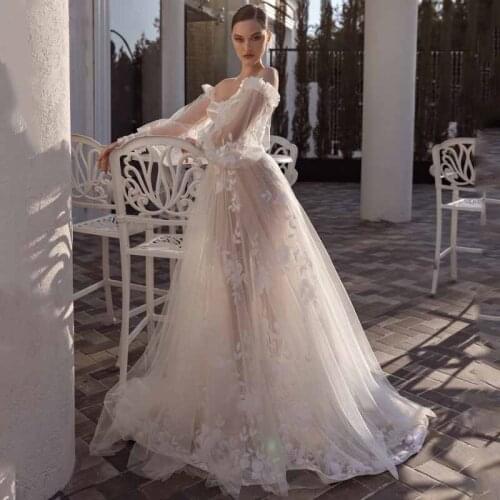Eightree Sexy Wedding Dresses Beach Boho Puff Sleeves Applique Princess Bridal Dress Off Shoulder Elegant Plus Size Wedding Gown