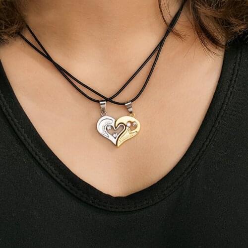 New 1 pair Fashion Couple Heart Shape I Love You Pendant Necklace Unisex Lovers Couples Jewelry Fashion Gift Accessories