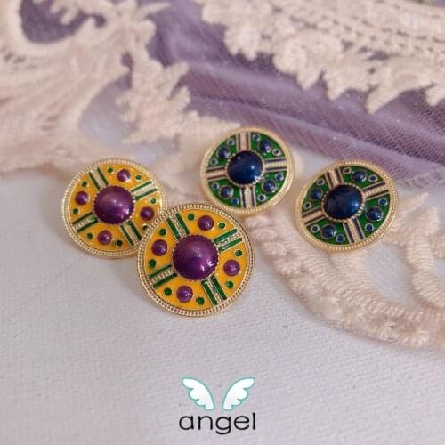 Bohemian color contrast ethnic style travel out temperament pattern female