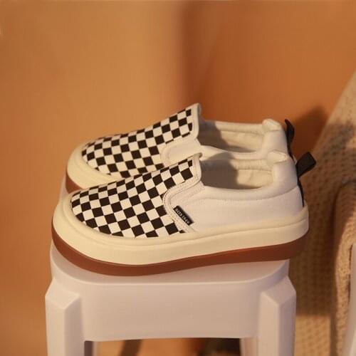 2021 Spring and Autumn Womens Casual Sneakers Retro Style Fashion Platform Canvas Shoe Cover Foot Student Large Size 35-40