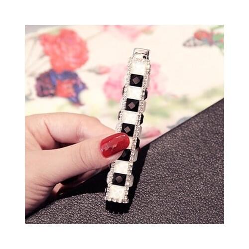 Elegant inflatable gas lipstick Lighter,women isqueiro can be placed cigarette case