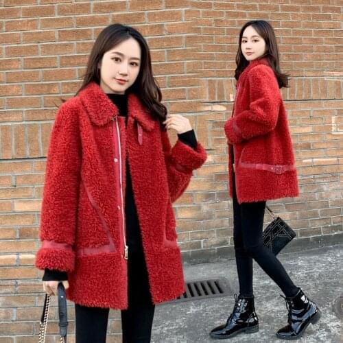 Fur Coat Women Autumn Winter Lamb wool Coats Fashion New Long sleeve Outerwear Female red Mid-length Fur Jacket Overcoat T377