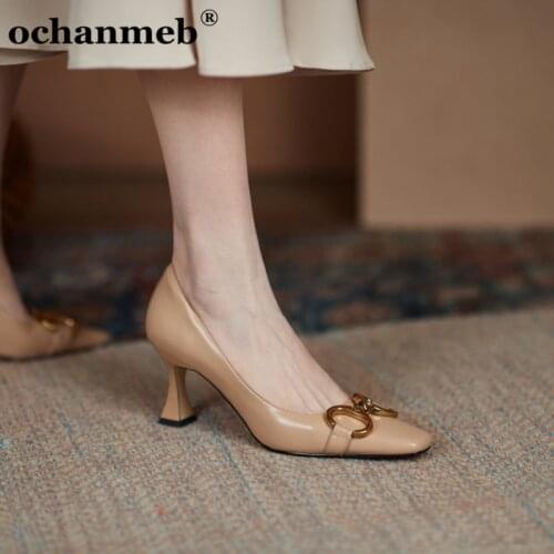 Ochanmeb chic gold metal chain shoes women cow natural genuine leather pumps thin high heeled square toe office shoes ladies new