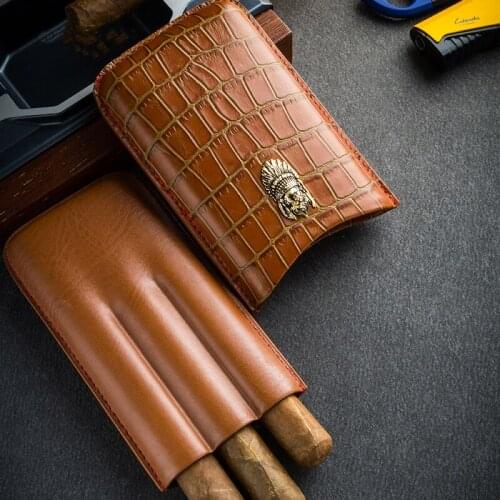 Cedar Wood Genuine Leather 3 Tube Cigar Case Travel Portable Moisturizing Embossed Logo Cigar Smoking Accessories Humidor Box