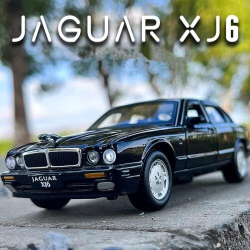 1:32 Jaguar XJ6 Classic Car Alloy Car Model Diecasts & Toy Vehicles Metal Toy Car Model Simulation Collection Childrens Toy Gift