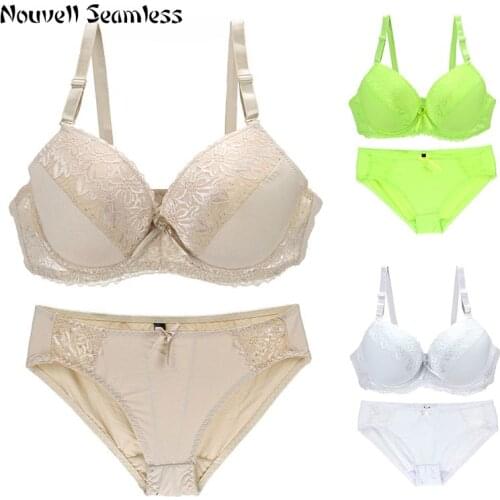Nouvelle Seamless sexy thongs and panties set for women lace hollow out push up bra and panty women underwear set