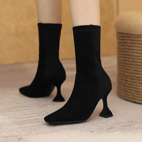 Matte Style Horseshoe Heel Square Toe Women Ankle Boots Fashion Stitching Autumn Winter Women Shoes Comfortable Elastic Boots