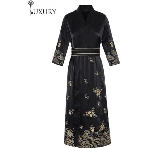 Quality Brand Chinese Top 2020 Autumn Winter Vintage Party Women V-Neck Lurex Embroidery 3/4 Sleeve Midi Black Pink Dress