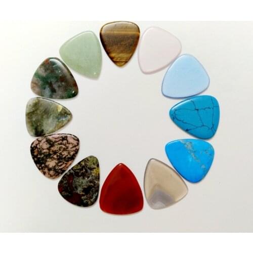 Medium Gauge - Traditional Style Guitar Pick"Round Tip"Guitar Pick Made of Genuine Gem Stone Crystal Bead Guitar Pick 1pcs