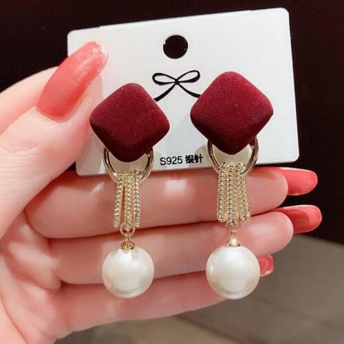 Popular Jewelry Womens Geometric Cloth Square chain Hanging Pearl Temperament Four Seasons New Earrings