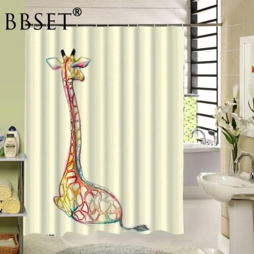 Funny Animal Shower Curtain A Lonely Colored Giraffe Pattern Waterproof Multi-size Douchegordijn Bathroom Decor with 12 Hooks