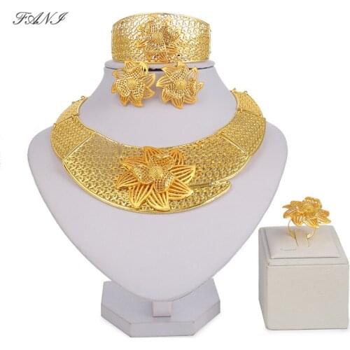 Fani 2018 statement brand jewelry set Nigerian Wedding woman accessories Big jewelry set Wholesale Dubai Gold Color Jewelry Set