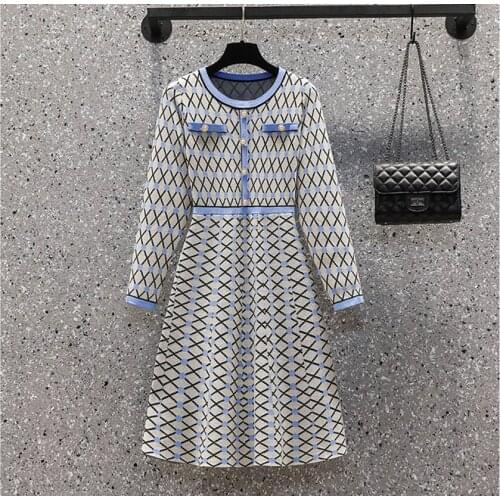 2021 New Fashion Plus Size Women Hit Color Plaid Sweater Dresses Autumn Winter Knitted O Neck Printed Pearl Button Knee Dress