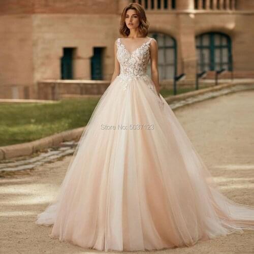 Champagne Wedding Dresses A Line Scoop Sleeveless Lace Up Lace Appliques Bridal Wedding Gowns Vestido De Noiva Sweep Train