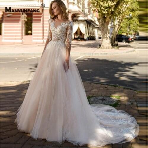 Custom Made O-Neck Full Sleeve Embroidery Appliques Tulle Bridal Ball Gown Luxury Chapel Train Button Back Wedding Dress