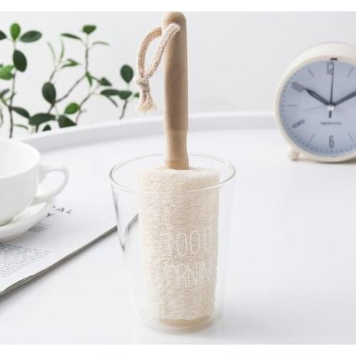 Natural Organic Loofah Sponge Washing Cup Brush Kitchen Cleaning Mug Brush With Hanging Wood Handle Household Cleaning Tools