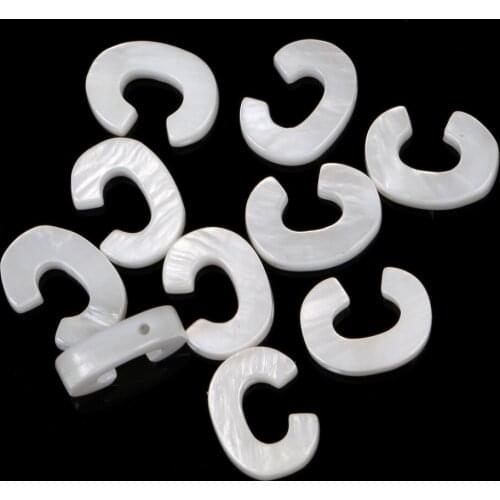 5pcs Letter C Shell Charms Beads Natural White Mother Of Pearl Alphabet Shell Beads for Jewelry Making Bracelet Necklace A-Z