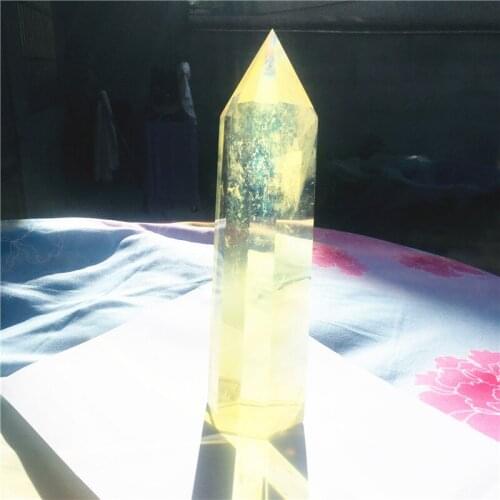1kg High-temperature yellow Smelting Crystal Obelisk Quartz Point Specimen