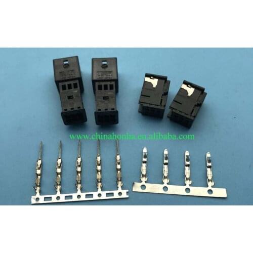 8E0 971 833 8E0 971 834 male and female docking connector / anti-glare rearview mirror 6-pin plug