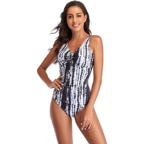 2021 New Belly-covering Tight Swimsuit with Straps Conservative Bikini Hot Spring Vacation Backless Swimsuit Sexy Bikini Set