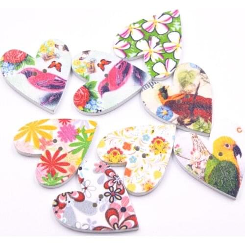 25Pcs Love Heart Shape 2 Holes Wooden Buttons Clothes Sewing Scrapbooking Decor