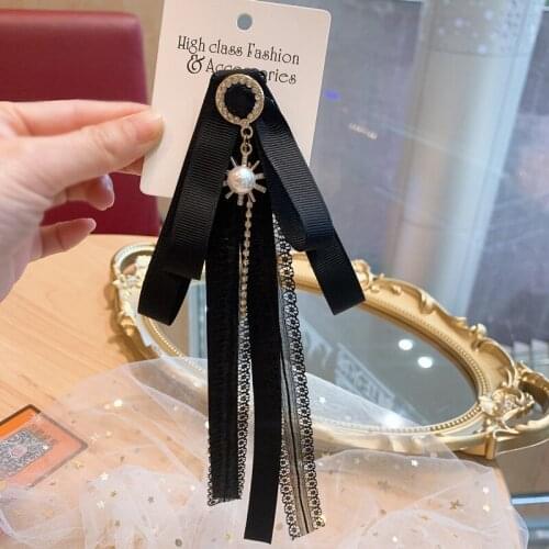 Preppy Style Women Black Brooches Luxury Rhinestone Pearl Ribbons Bowknot Brooch Pin OL Lady Shirts Jewelry Accessories 2021
