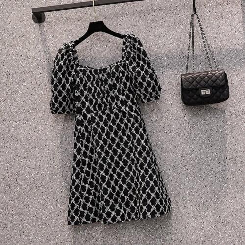2021 Summer New Slim Lace Square Neck Fashion Bubble Short Sleeve Embroidered Dress