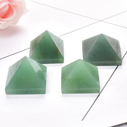 1PC Natural Stone Green Aventurine Pyramid Healing Stone Reiki Ore Mineral Crystal Point Home Decor Handmade Crafts Of Gemstone