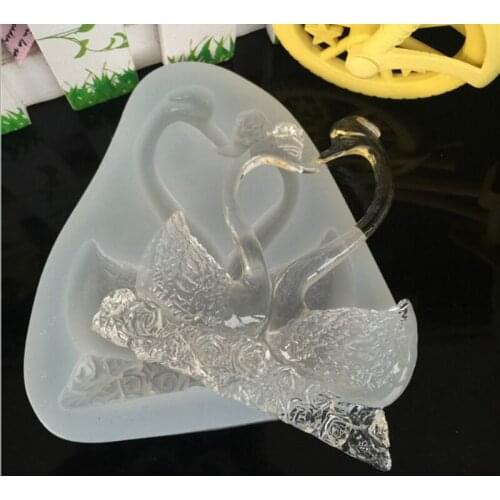 A pair of swans Liquid silicone mold DIY resin jewelry pendant necklace pendant lanugo mold resin molds for jewelry