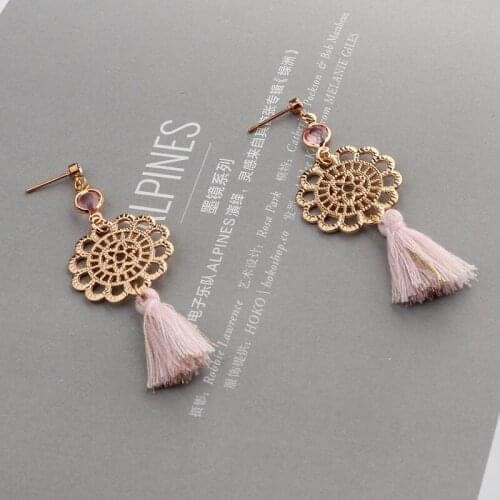 Amader Bohemian Women Pink Earrings Hollow Pattern Tassel Long Earring Top Alloy 2017 Fashion Ladies Earrings HQE569