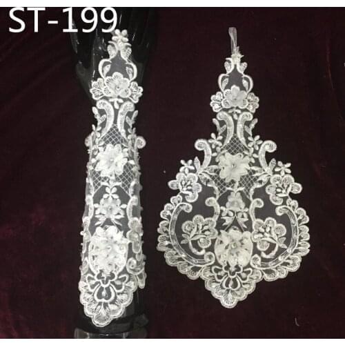 2020 New Bridal Gloves Wedding Off-White Fingerless Hollow Embroidered Beaded Lace Gloves