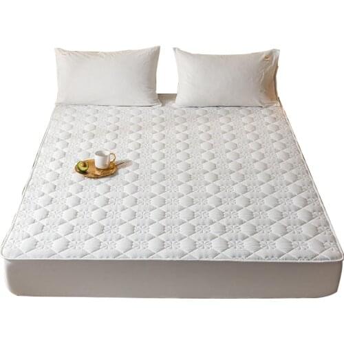 LREA Bedspreads