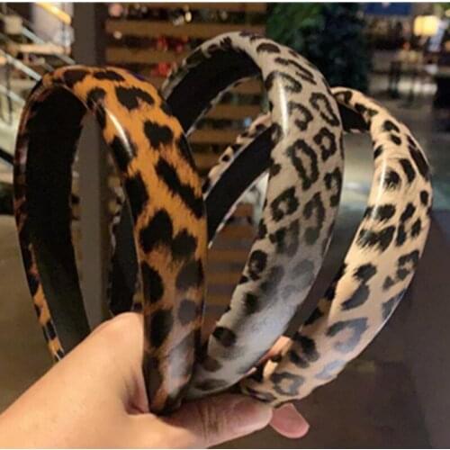 New Padded Headbands Leopard Print Korean Style Hair Accessories Women PU Leather Plain Headbands Adults Face Wash Head Band